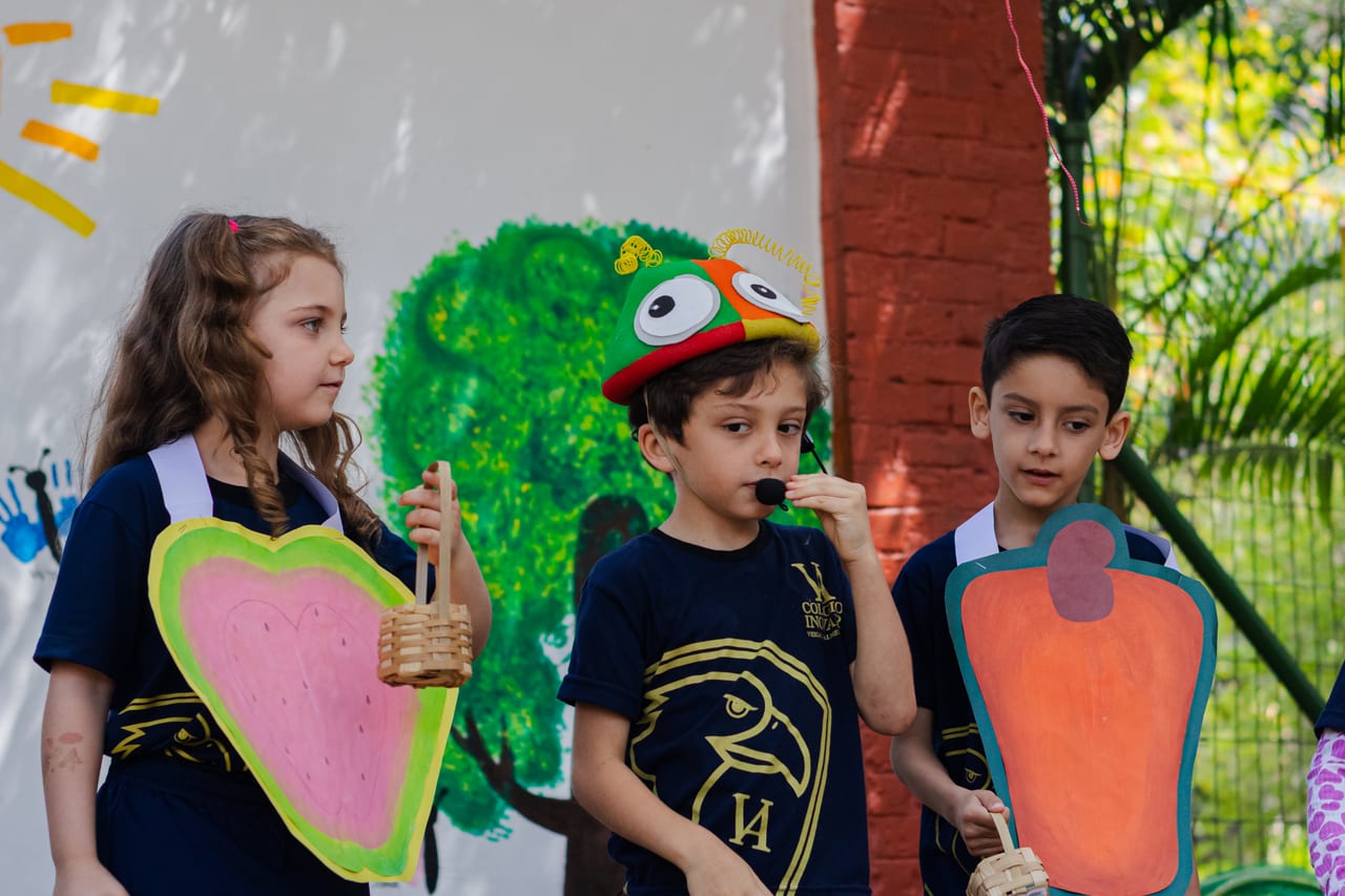 Aula do Projeto Bilíngue no Colégio Inovar Veiga de Almeida