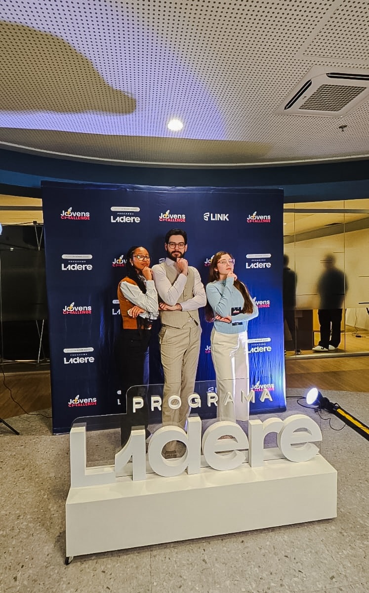 Estudantes em evento do Programa Lidere